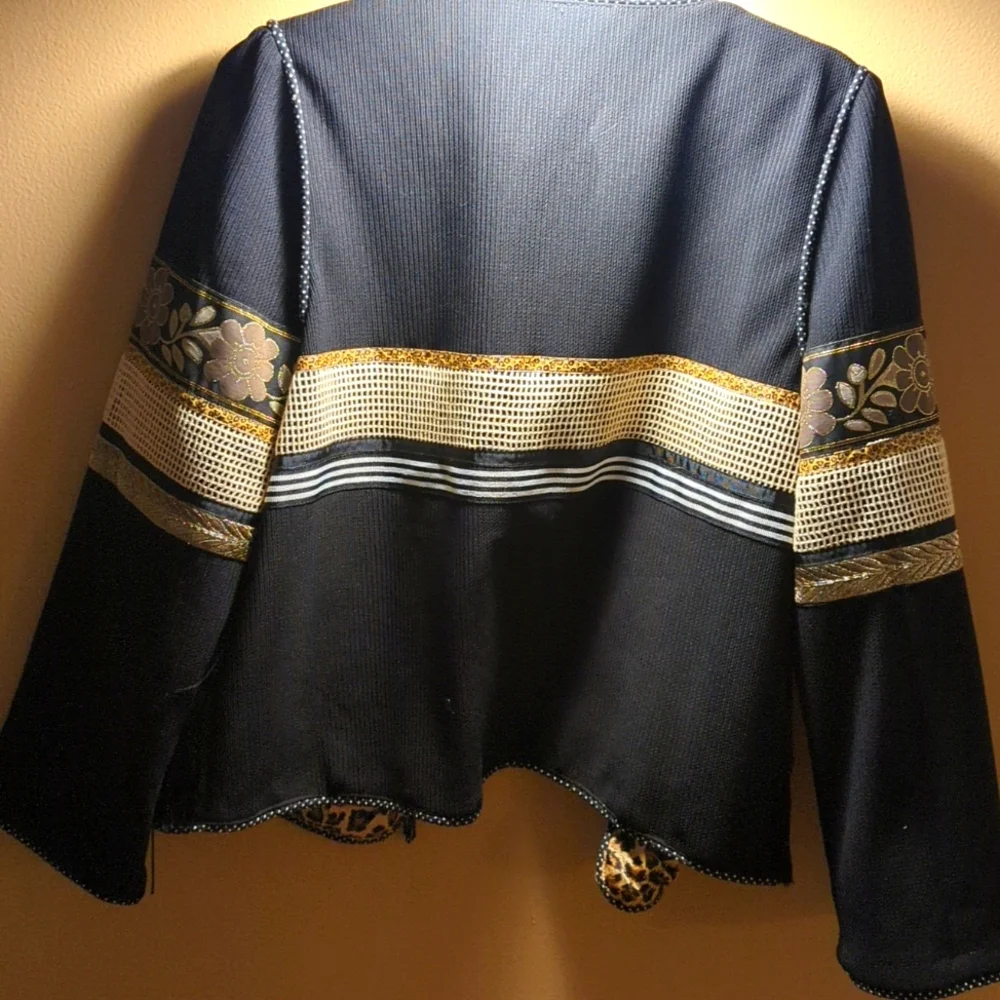 Jacket - Picture 7 of 7